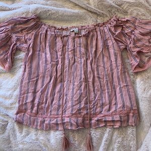 American Eagle shirt